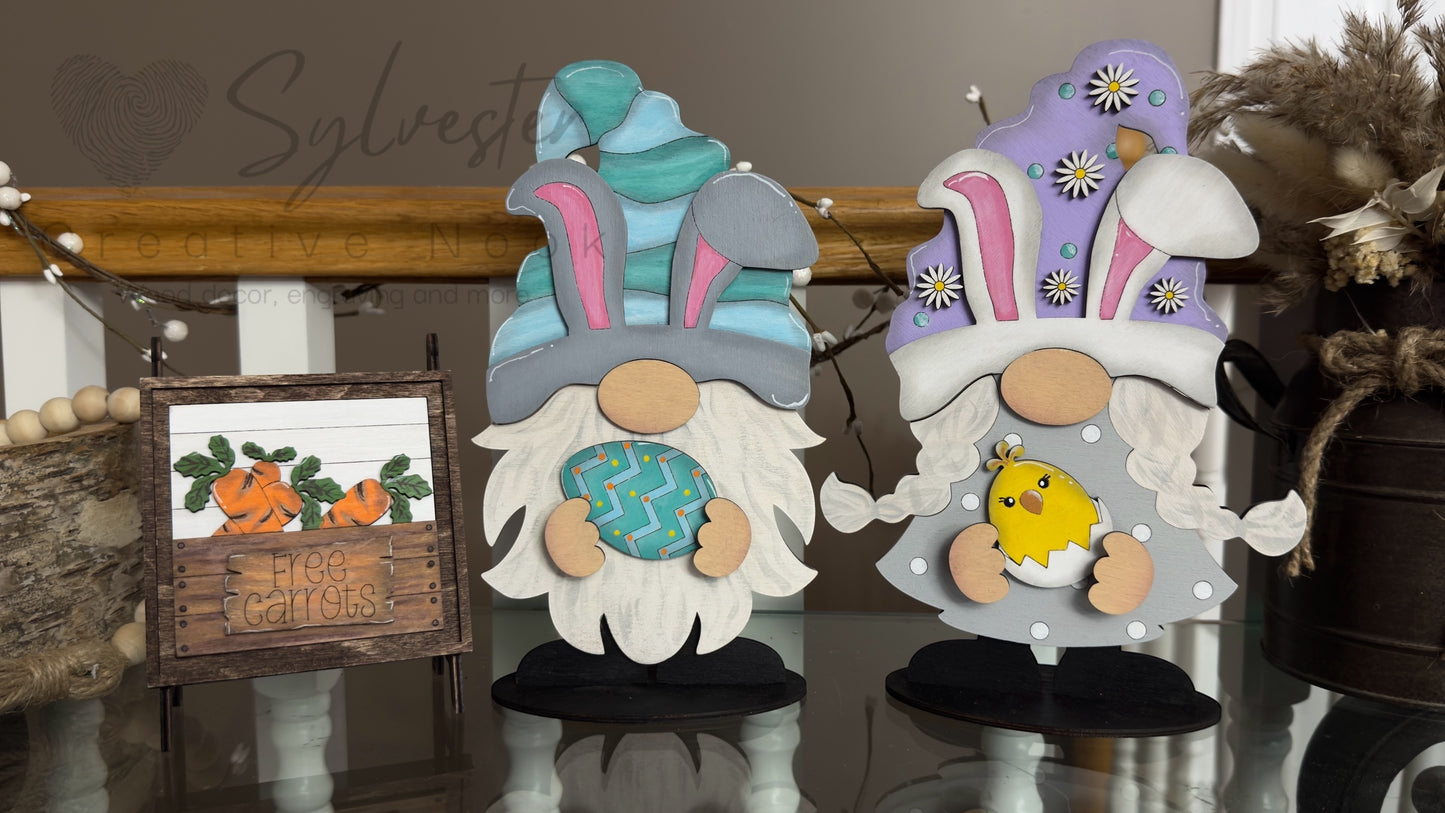 Interchangeable Gnome Pair With Interchangeable sign