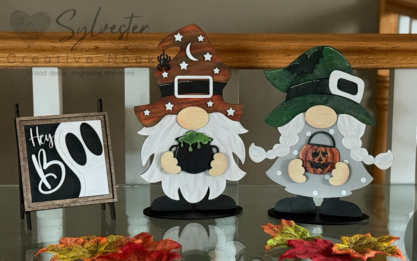 Interchangeable Gnome Pair With Interchangeable sign