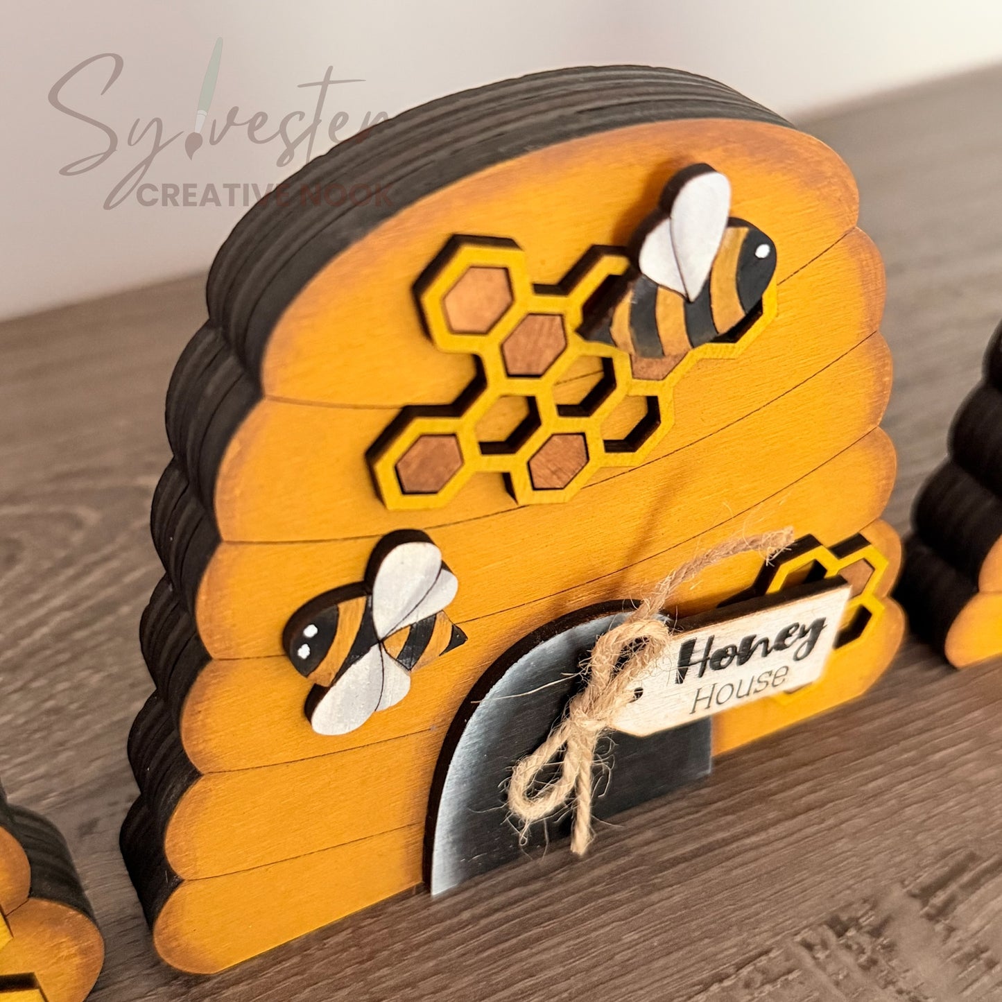 Chunky Bee Hive Shelf Sitter Set