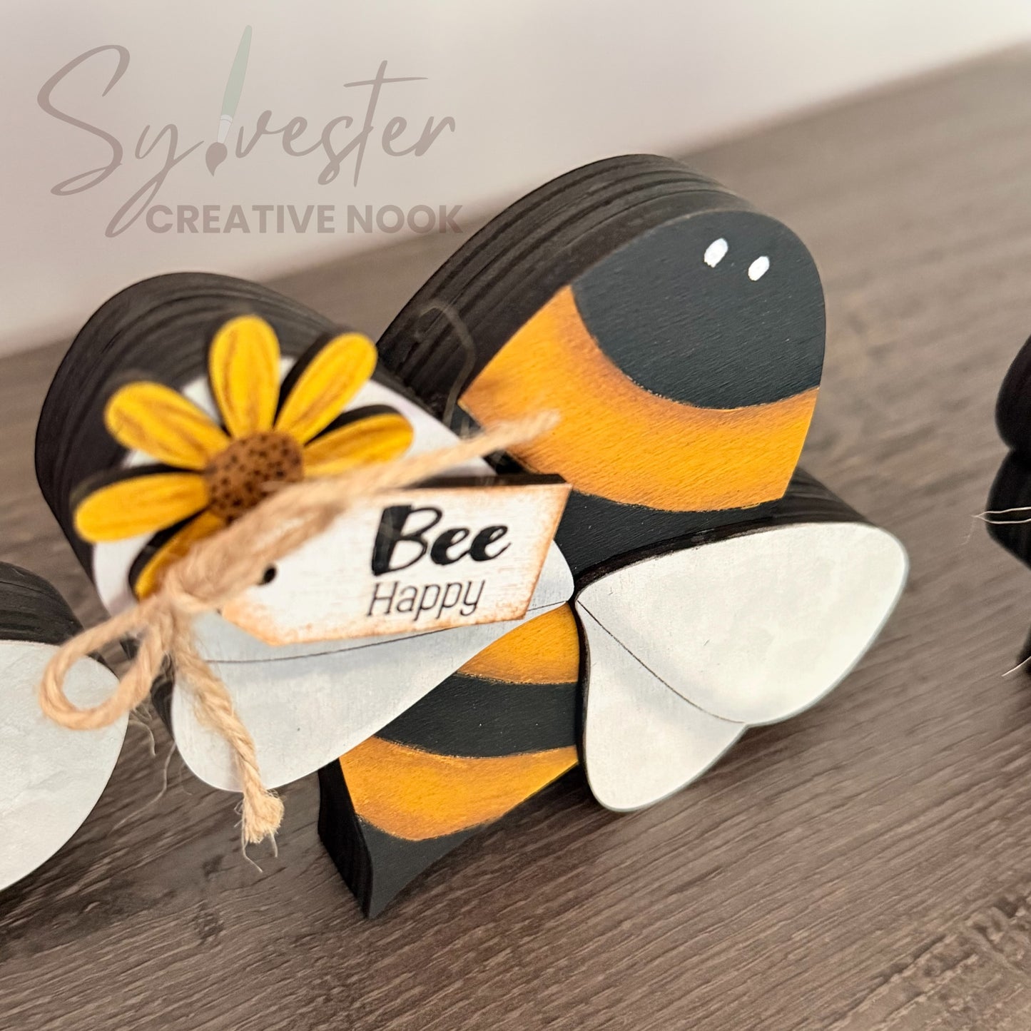 Chunky Bee Shelf Sitter Set