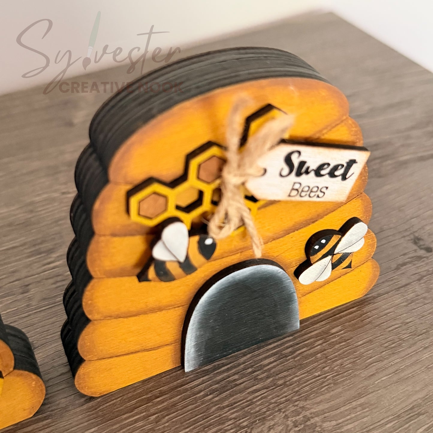 Chunky Bee Hive Shelf Sitter Set