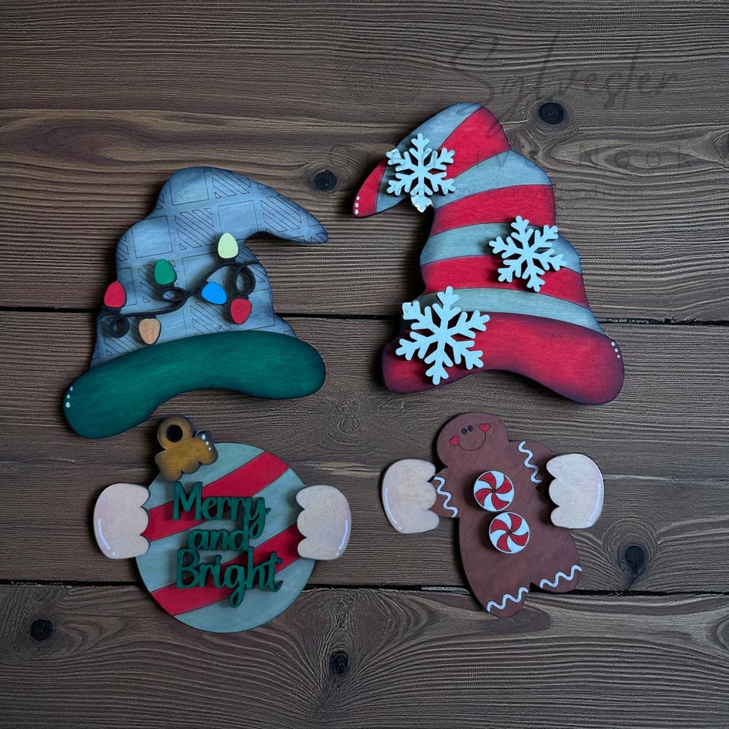 Gnome interchangeable shelf sitter pair