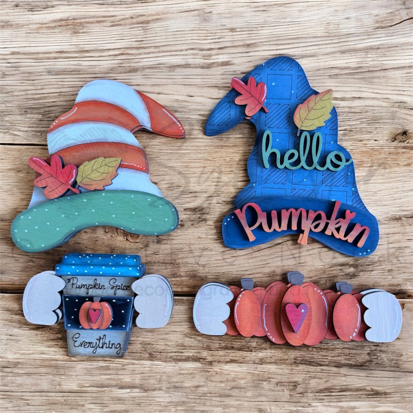 Gnome interchangeable shelf sitter pair