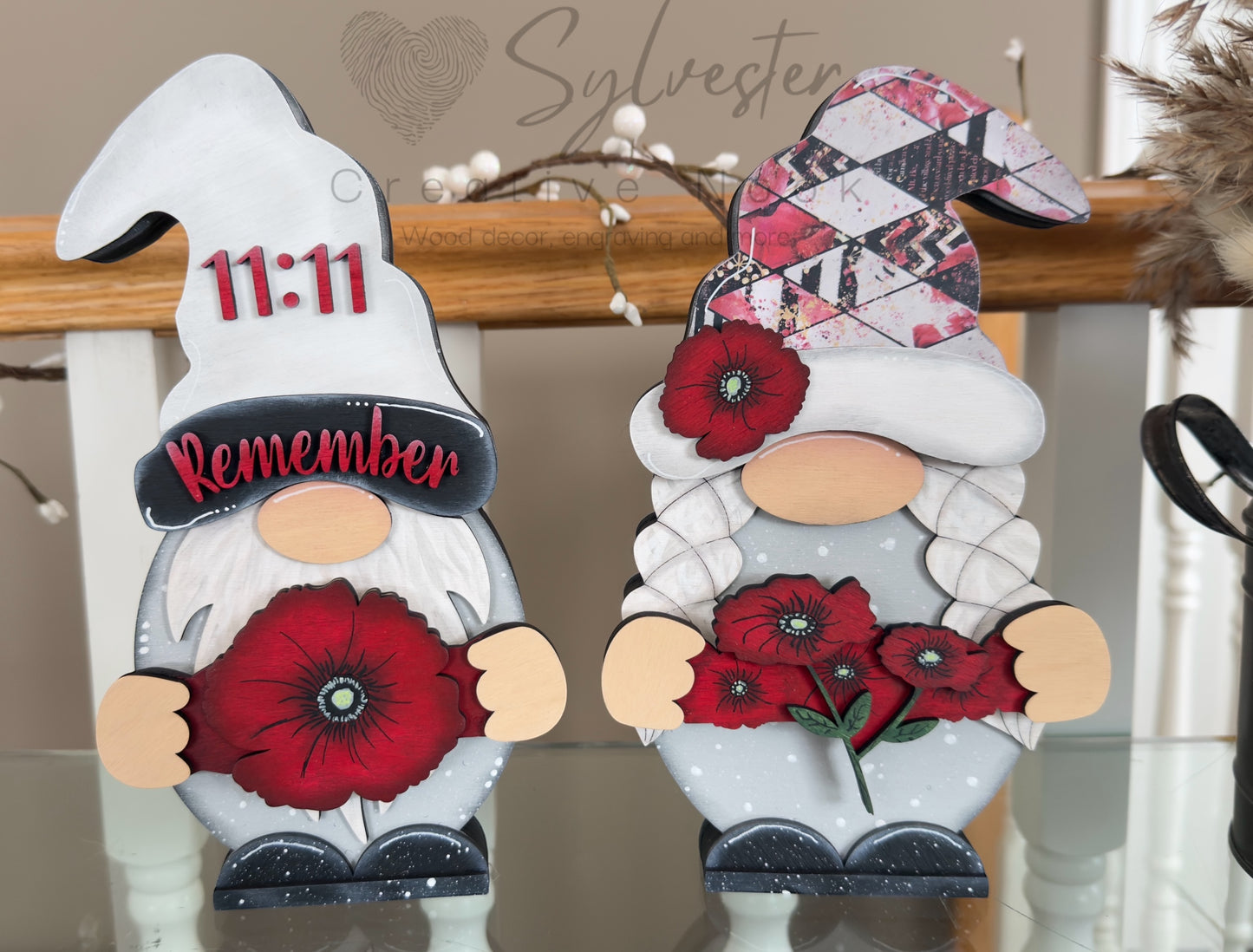 Gnome interchangeable shelf sitter pair