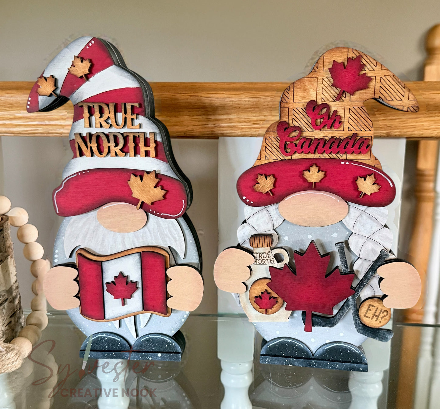 Gnome interchangeable shelf sitter pair