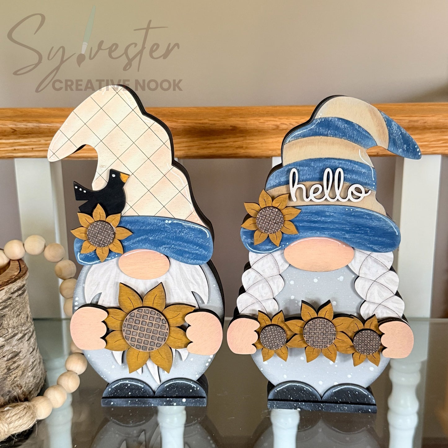 Gnome interchangeable shelf sitter pair