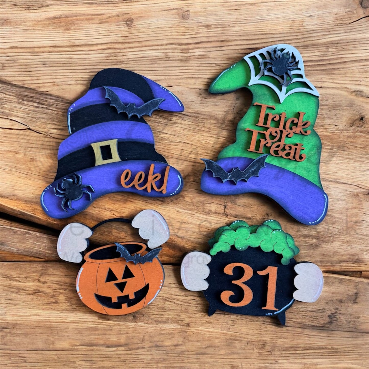 Gnome interchangeable shelf sitter pair